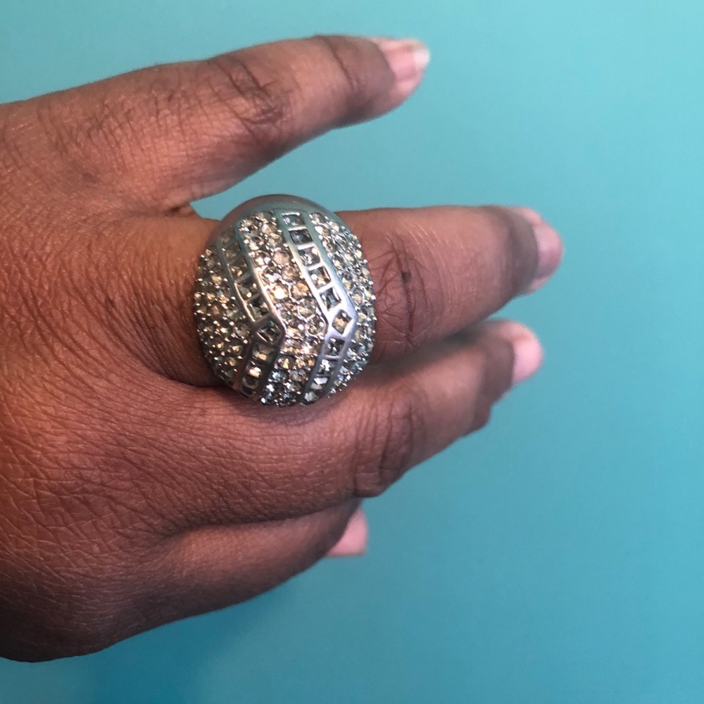 Silver Diamond Ring.. - Picture 4 of 4